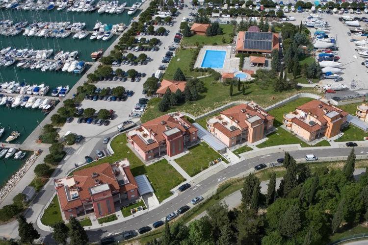 Residence Marina Rose M Apartment By Locap Group Portorož Dış mekan fotoğraf